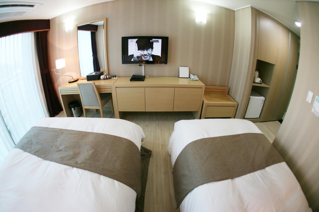 Mohang Haenaru Family Hotel Buan Εξωτερικό φωτογραφία